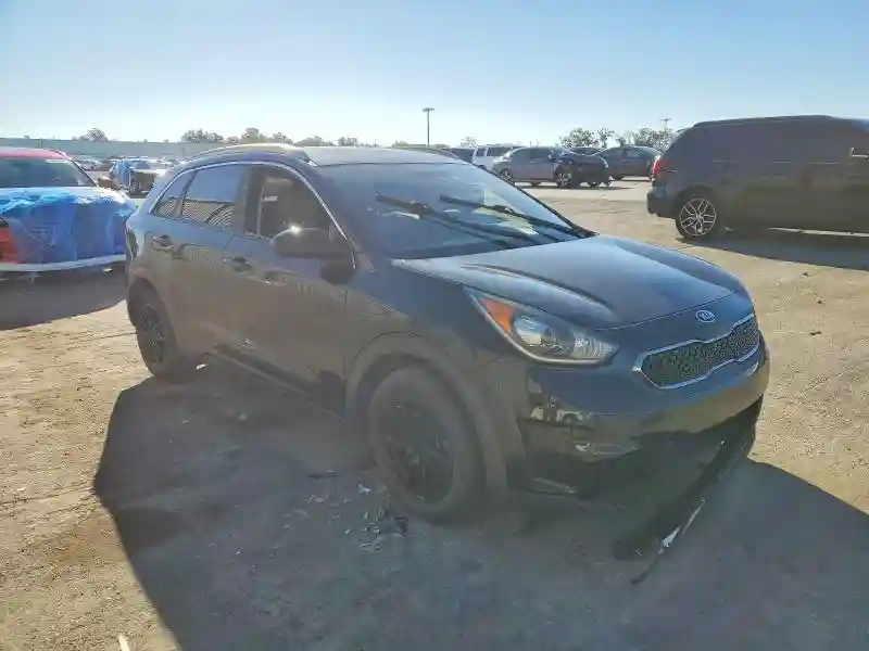 KNDCB3LC0K5225099 2019 KIA NIRO-3
