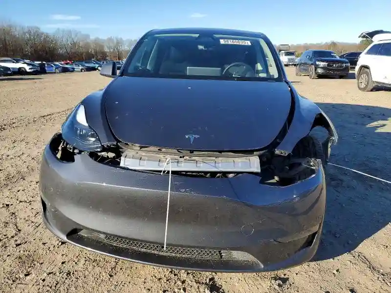 7SAYGDEE9PA201238 2023 TESLA MODEL Y-4