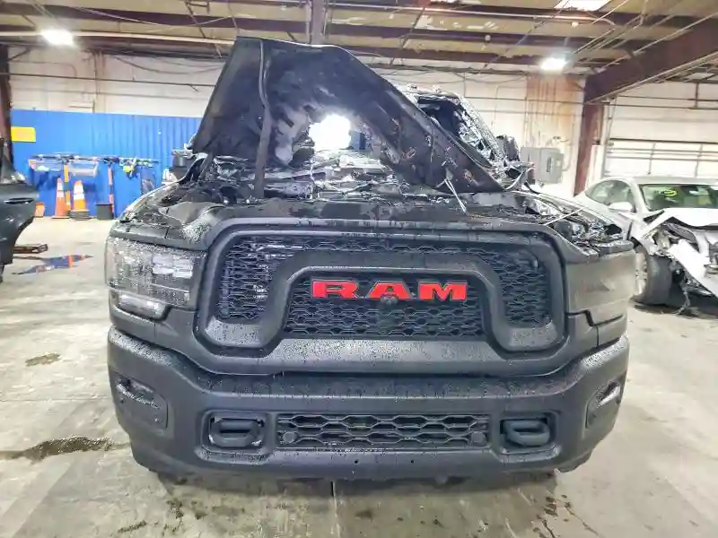 3C6UR5EL2RG158590 2024 RAM 2500-4