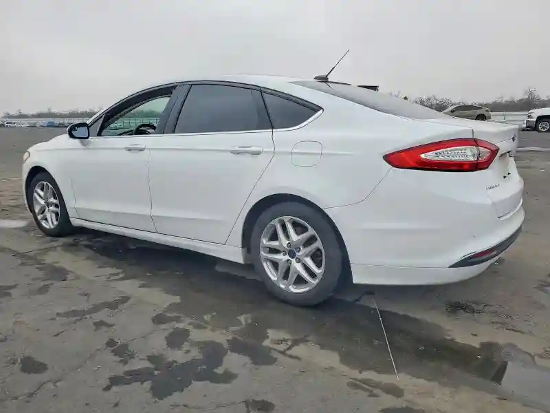 1FA6P0H7XG5123136 2016 FORD FUSION-1