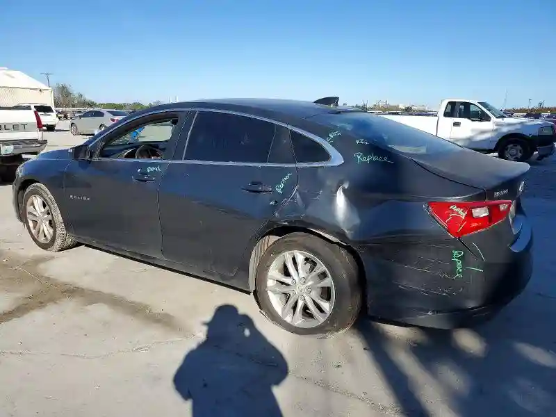 1G1ZD5ST1JF121529 2018 CHEVROLET MALIBU-1