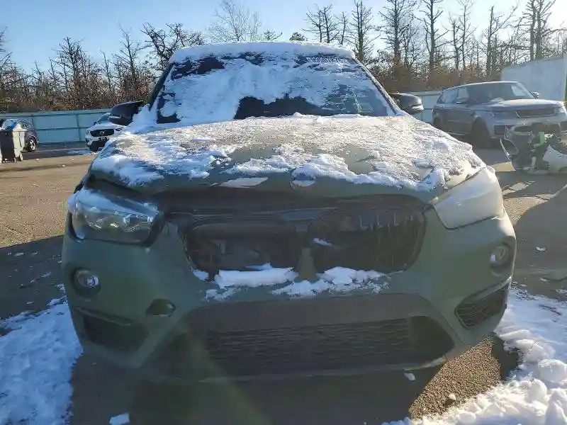 WBXHT3Z31J4A66680 2018 BMW X1-4