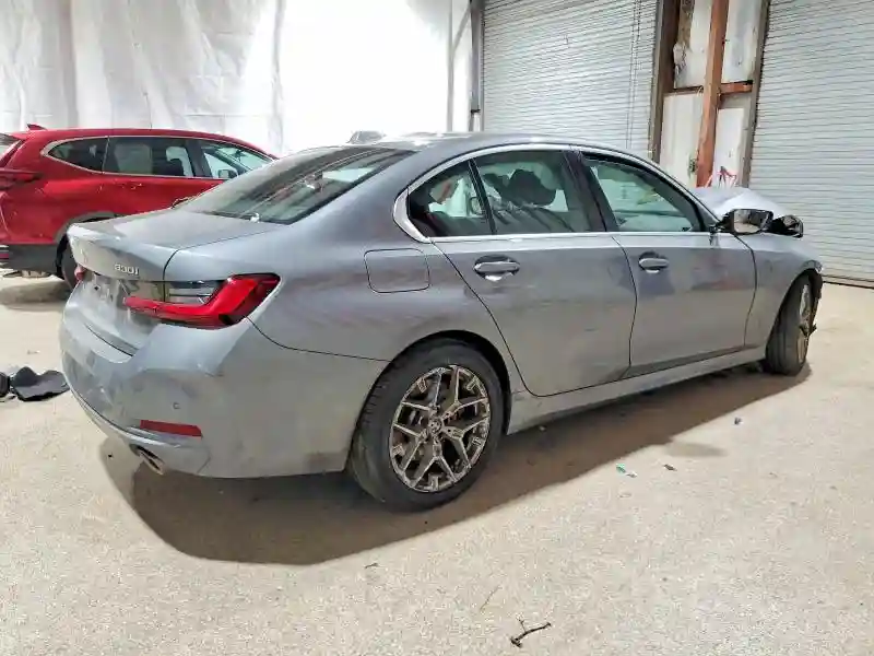 3MW69CW04S8F11211 2025 BMW 3 SERIES-2
