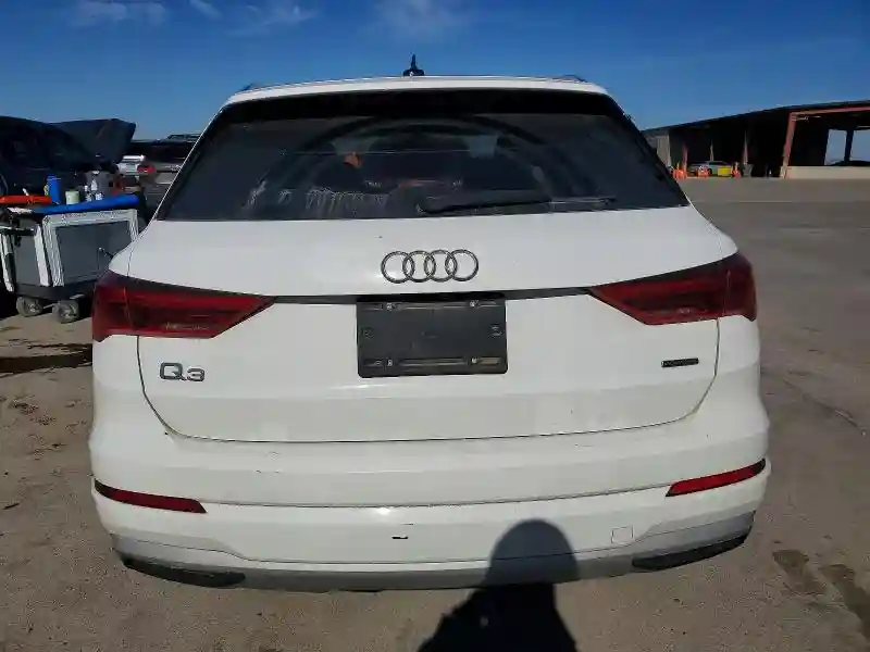 WA1AUCF32M1095960 2021 AUDI Q3-5