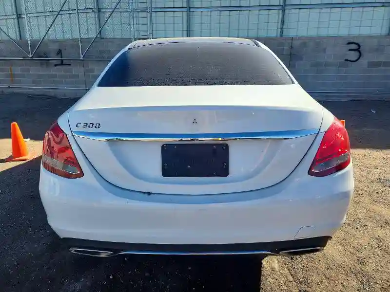 WDDWF4JB5JR421392 2018 MERCEDES-BENZ C-CLASS-5