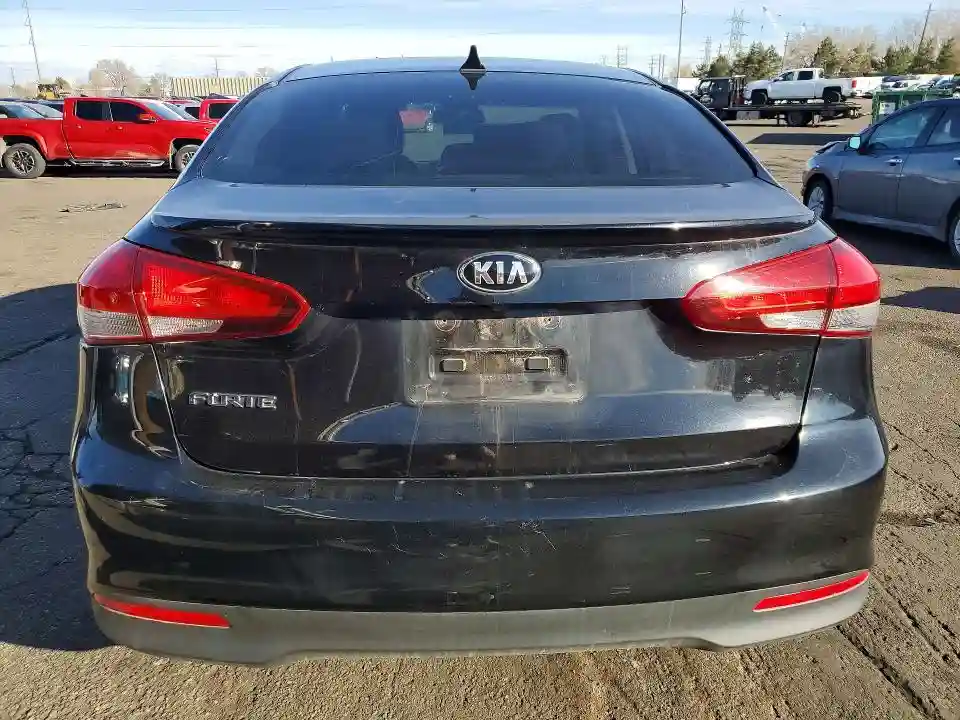 3KPFL4A72HE041544 2017 KIA FORTE-5