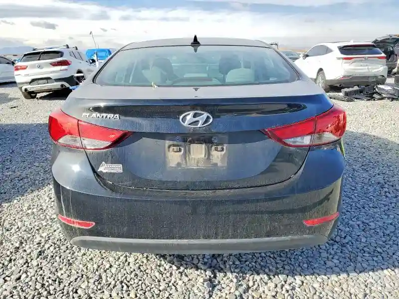 5NPDH4AE2FH592136 2015 HYUNDAI ELANTRA-5
