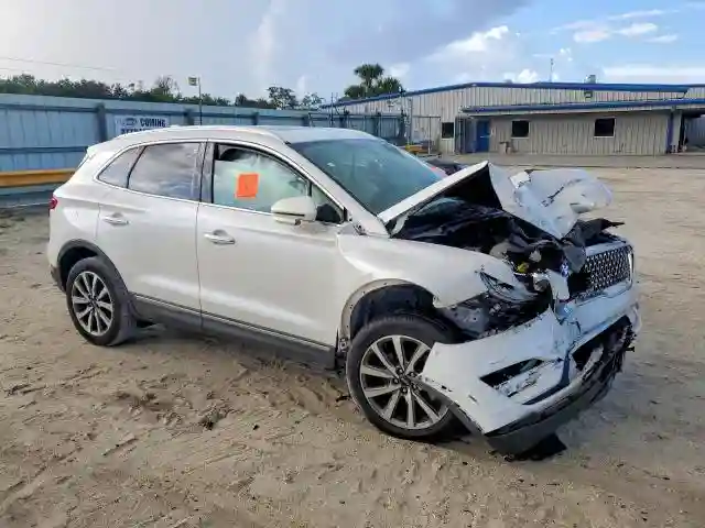 5LMCJ3C9XKUL02034 2019 LINCOLN MKC-3