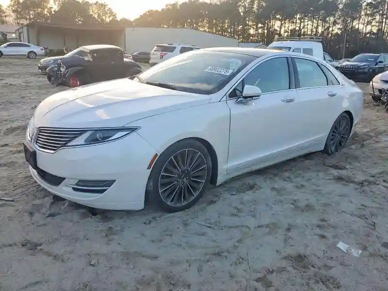 3LN6L2J95FR618297 2015 LINCOLN MKZ-0