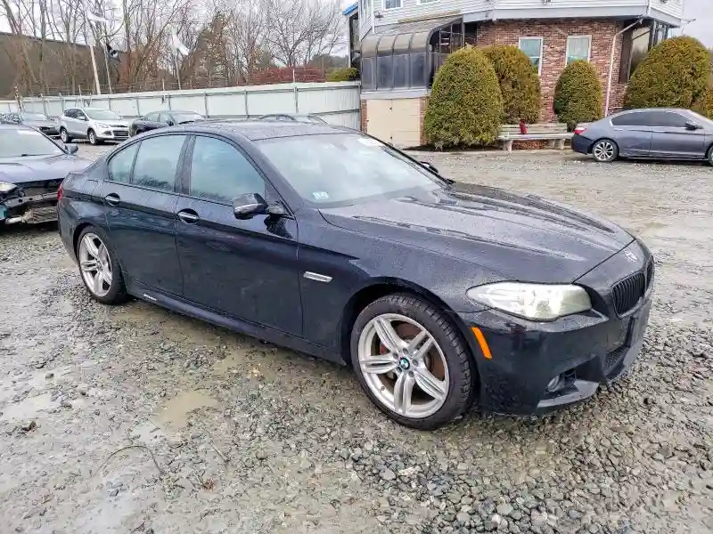 WBA5B3C53GG258276 2016 BMW 5 SERIES-3