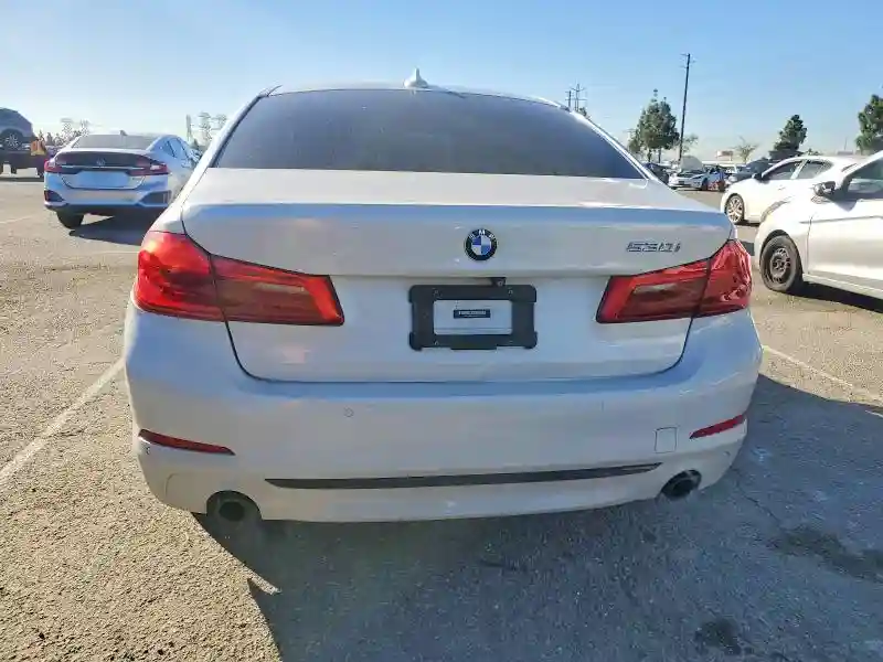 WBAJA5C54JWA37749 2018 BMW 5 SERIES-5