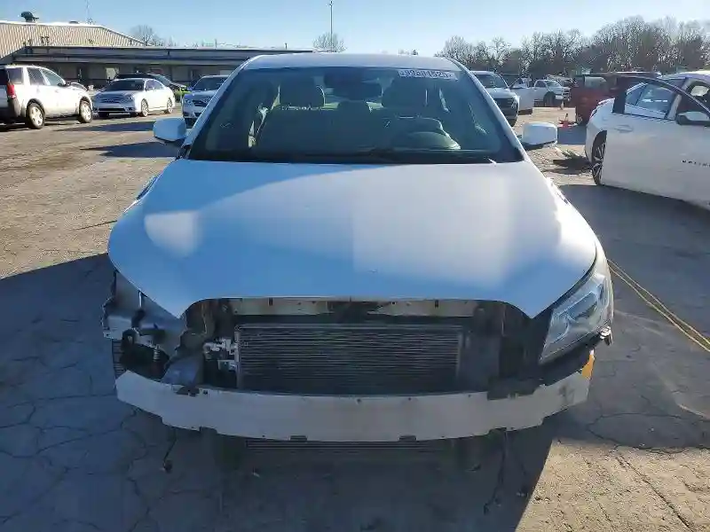 1G4GB5G38GF201685 2016 BUICK LACROSSE-4