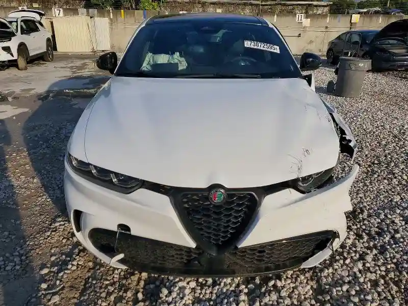 ZASPATDW0R3048917 2024 ALFA ROMEO ALL OTHER-4