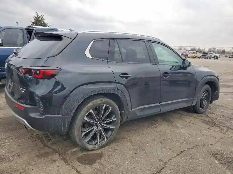 7MMVABEYXPN137134 2023 MAZDA CX-50-2