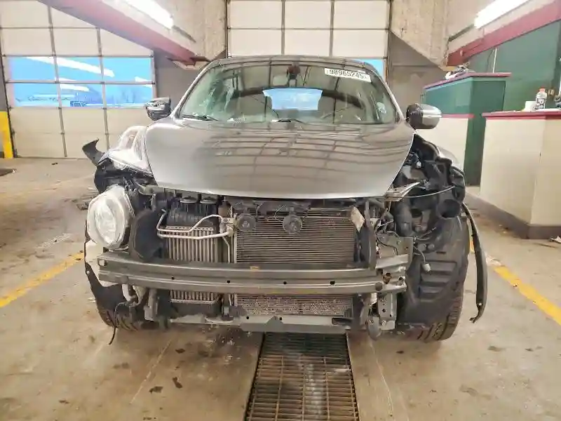 JN8AF5MR3HT705592 2017 NISSAN JUKE-4