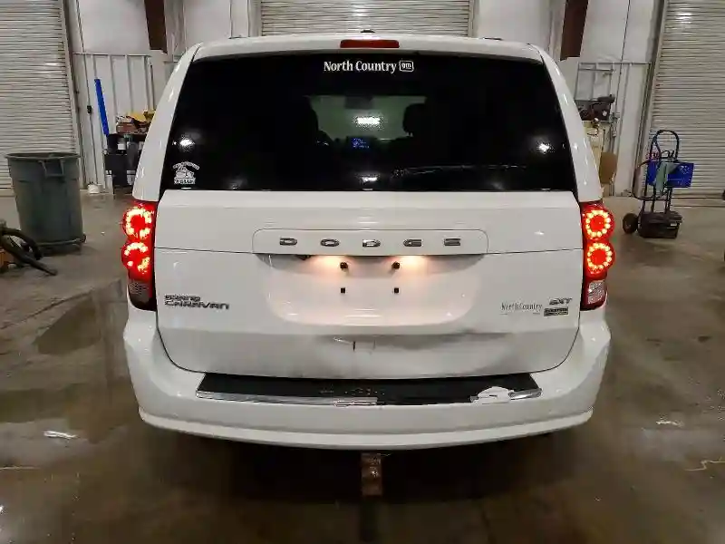 2C4RDGCG5JR267235 2018 DODGE CARAVAN-5
