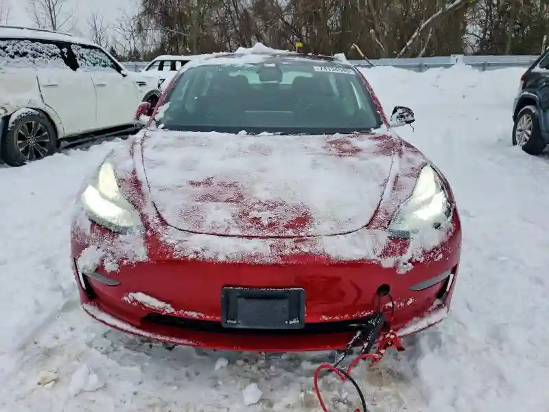 5YJ3E1EB9JF107033 2018 TESLA MODEL 3-4