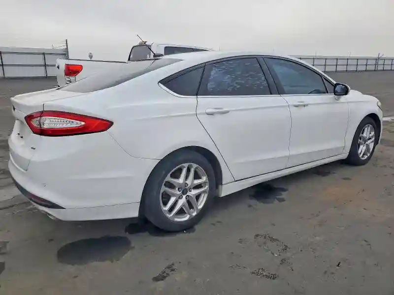 1FA6P0H7XG5123136 2016 FORD FUSION-2