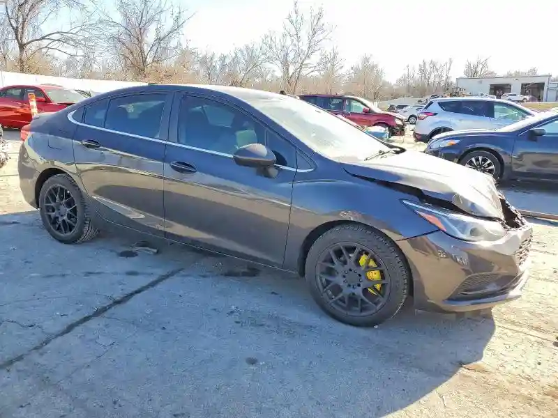 1G1BE5SM5H7175430 2017 CHEVROLET CRUZE-3