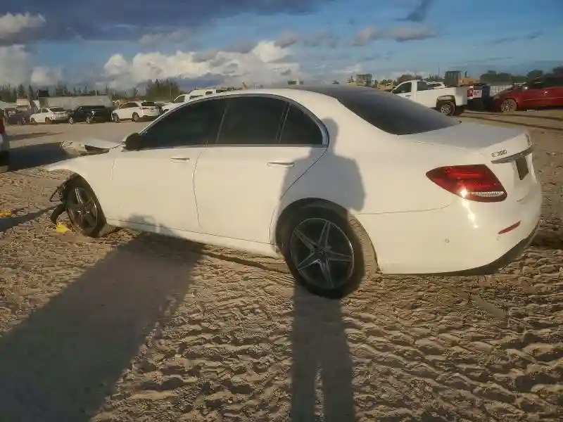 WDDZF4KB9JA375236 2018 MERCEDES-BENZ E-CLASS-1