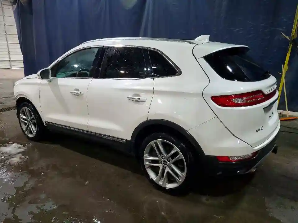 5LMCJ3D95KUL16499 2019 LINCOLN MKC-1