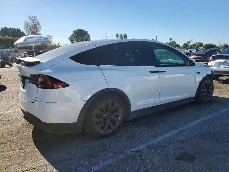 7SAXCDE53NF363664 2022 TESLA MODEL X-2