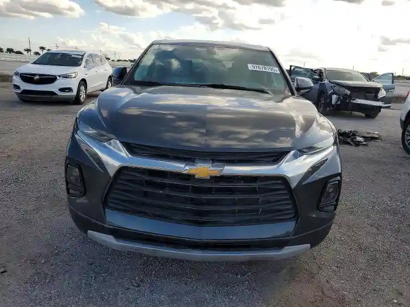 3GNKBBRA2KS685499 2019 CHEVROLET BLAZER-4