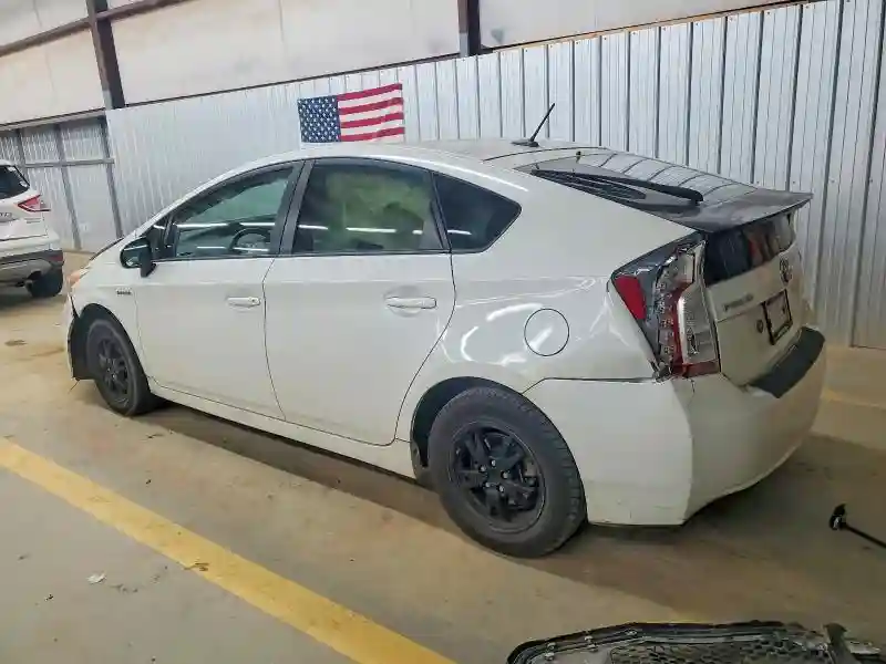 JTDKN3DU3F1920099 2015 TOYOTA PRIUS-1