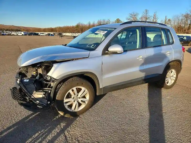 WVGBV7AX5HK025454 2017 VOLKSWAGEN TIGUAN-0
