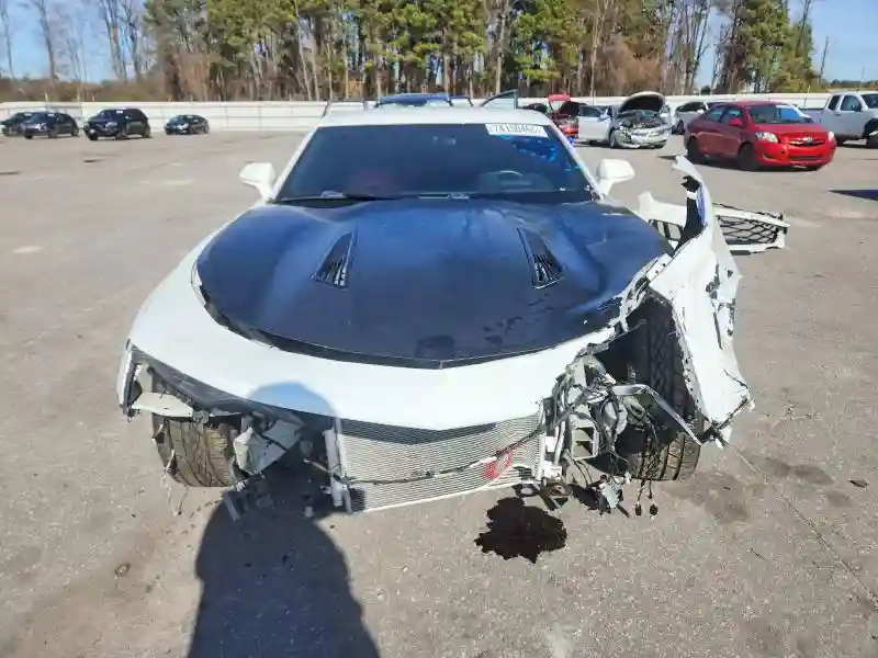 1G1FH1R75J0100534 2018 CHEVROLET CAMARO-4