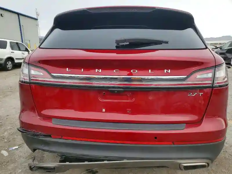 2LMPJ6LP8KBL18666 2019 LINCOLN NAUTILUS-5