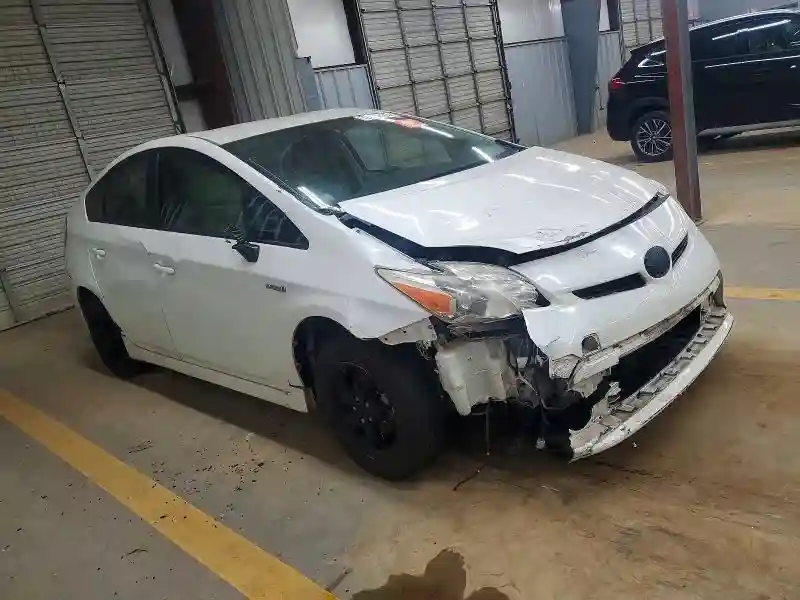 JTDKN3DU3F1920099 2015 TOYOTA PRIUS-3