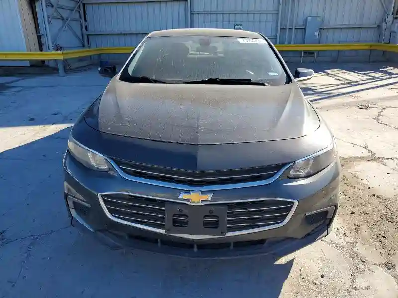 1G1ZD5ST1JF121529 2018 CHEVROLET MALIBU-4