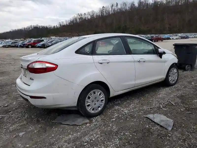 3FADP4AJ8FM153006 2015 FORD FIESTA-2