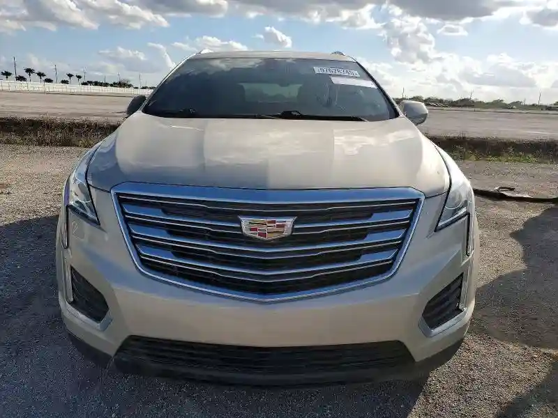 1GYKNARS4HZ176328 2017 CADILLAC XT5-4