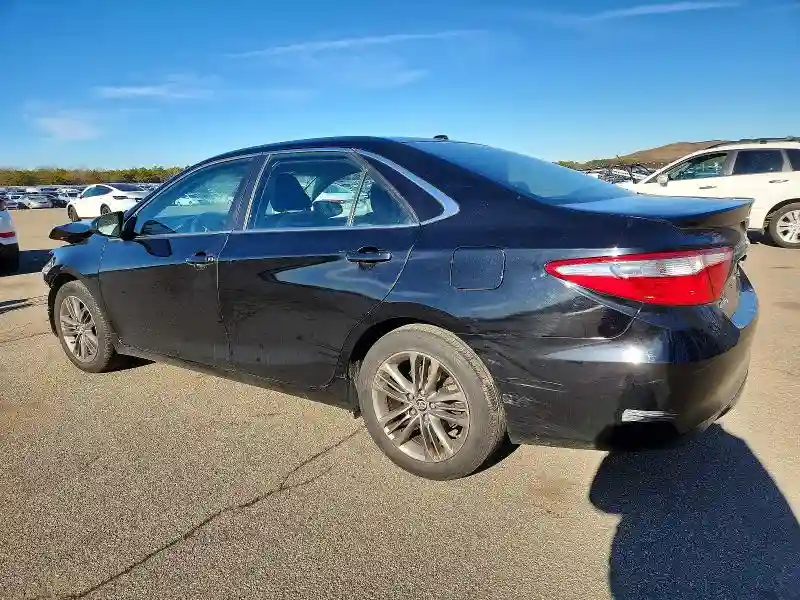 4T1BF1FK2GU553396 2016 TOYOTA CAMRY-1