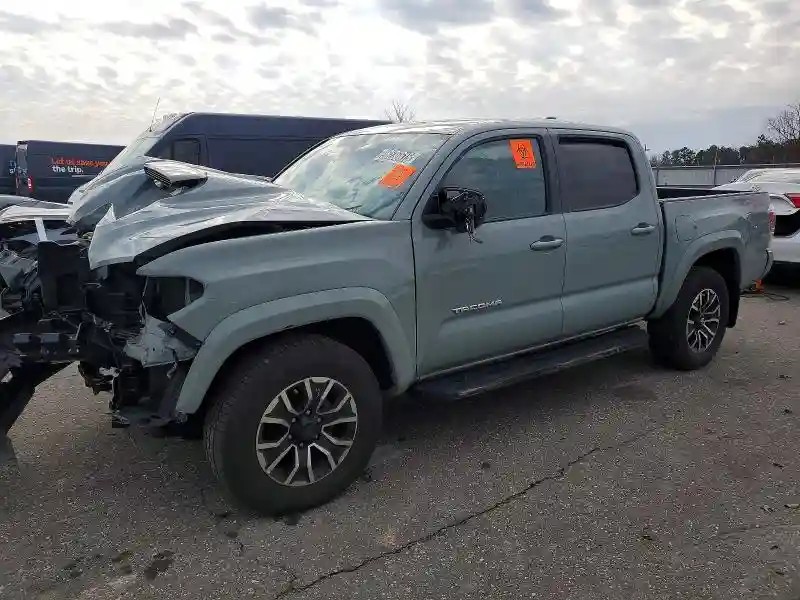 3TYCZ5AN8PT113944 2023 TOYOTA TACOMA-0