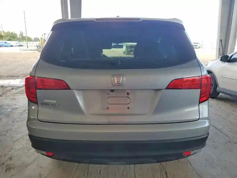 5FNYF5H52JB009655 2018 HONDA PILOT-5