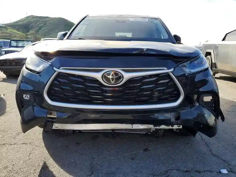 5TDZZRAH9MS070167 2021 TOYOTA HIGHLANDER-4