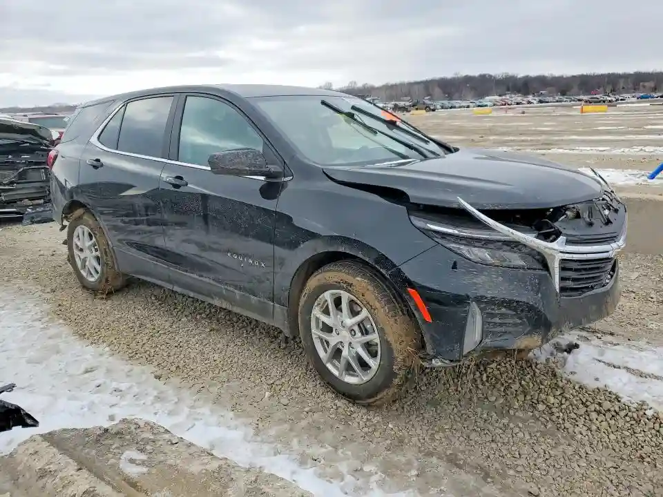 3GNAXKEV4NL237687 2022 CHEVROLET EQUINOX-3