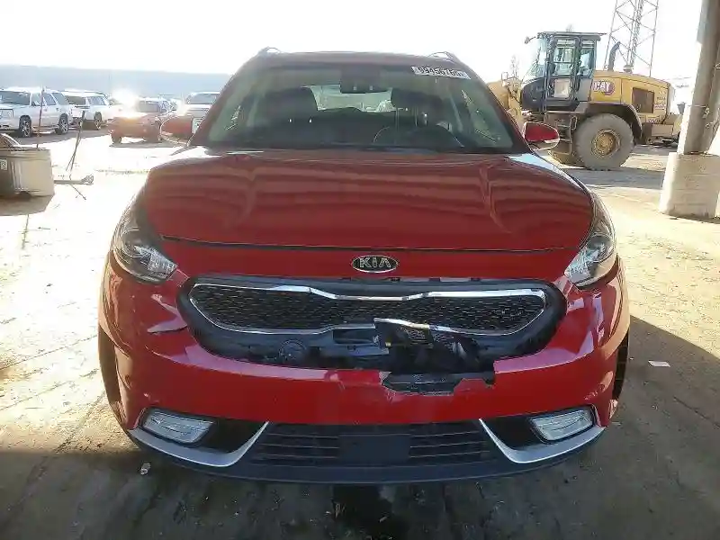 KNDCC3LC8H5086264 2017 KIA NIRO-4