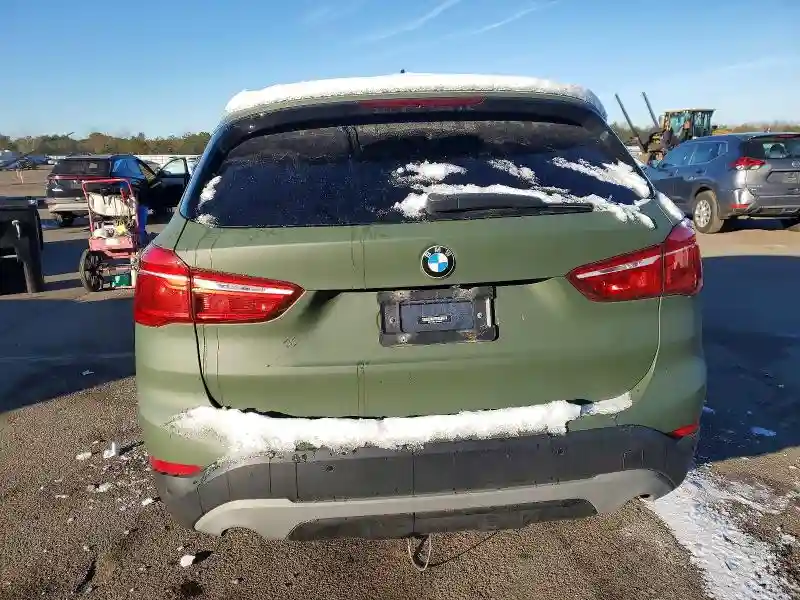 WBXHT3Z31J4A66680 2018 BMW X1-5