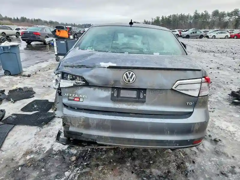3VWLA7AJ9FM263682 2015 VOLKSWAGEN JETTA-5