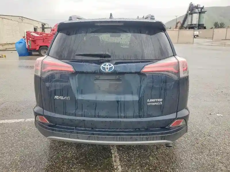 JTMDJREV3JD241133 2018 TOYOTA RAV4-5