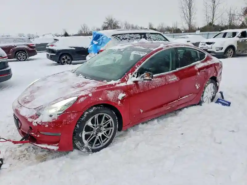 5YJ3E1EB9JF107033 2018 TESLA MODEL 3-0
