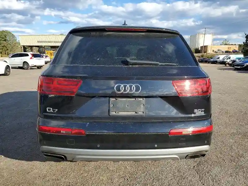 WA1LAAF73HD021802 2017 AUDI Q7-5