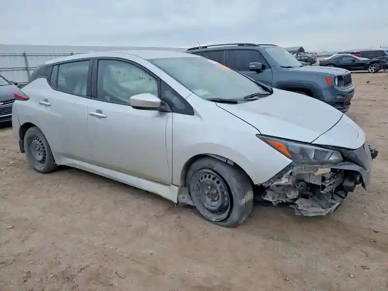 1N4AZ1BVXPC556713 2023 NISSAN LEAF-3