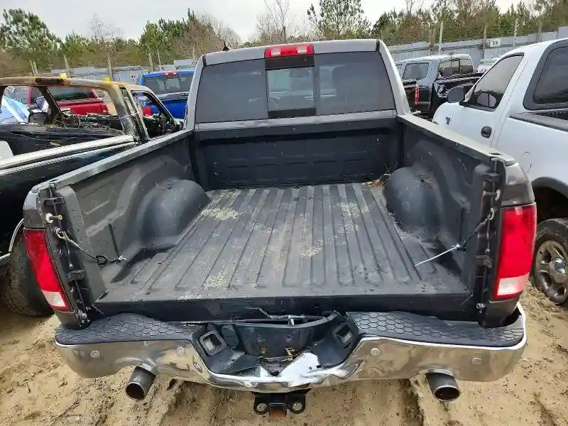 1C6RR7LT5HS530130 2017 RAM 1500-5