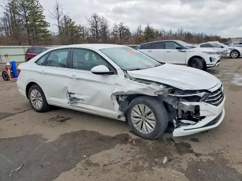 3VWC57BU0LM096900 2020 VOLKSWAGEN JETTA-3