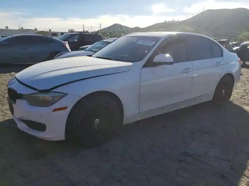 WBA3C1C53FP854012 2015 BMW 3 SERIES-0